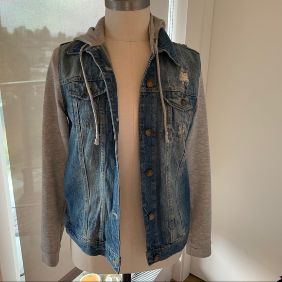 Jean Jacket with Sweatshirt Sleeves - Picture 1 of 5